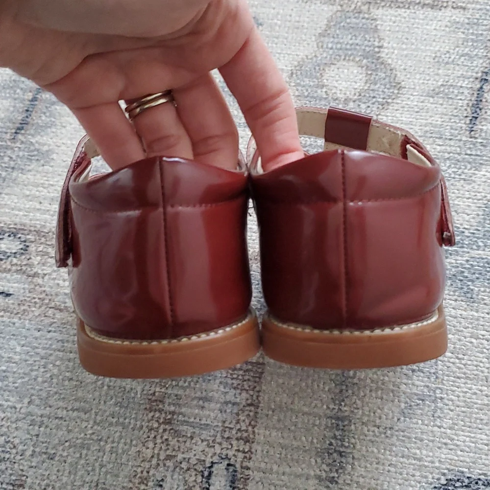 Felix & Flora Girls Patent Burgundy Mary Jane Bow Shoes Sz12